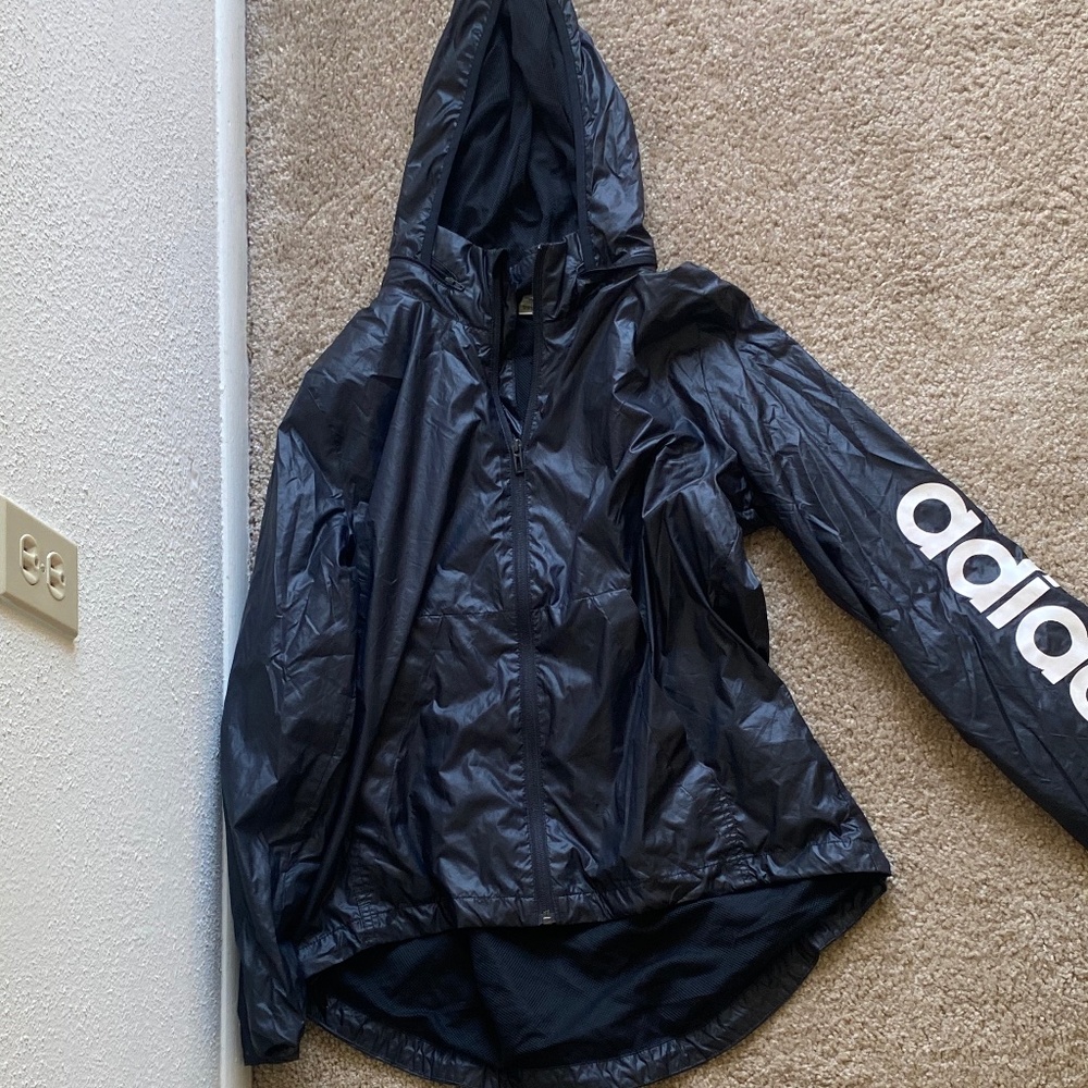 Wind breaker